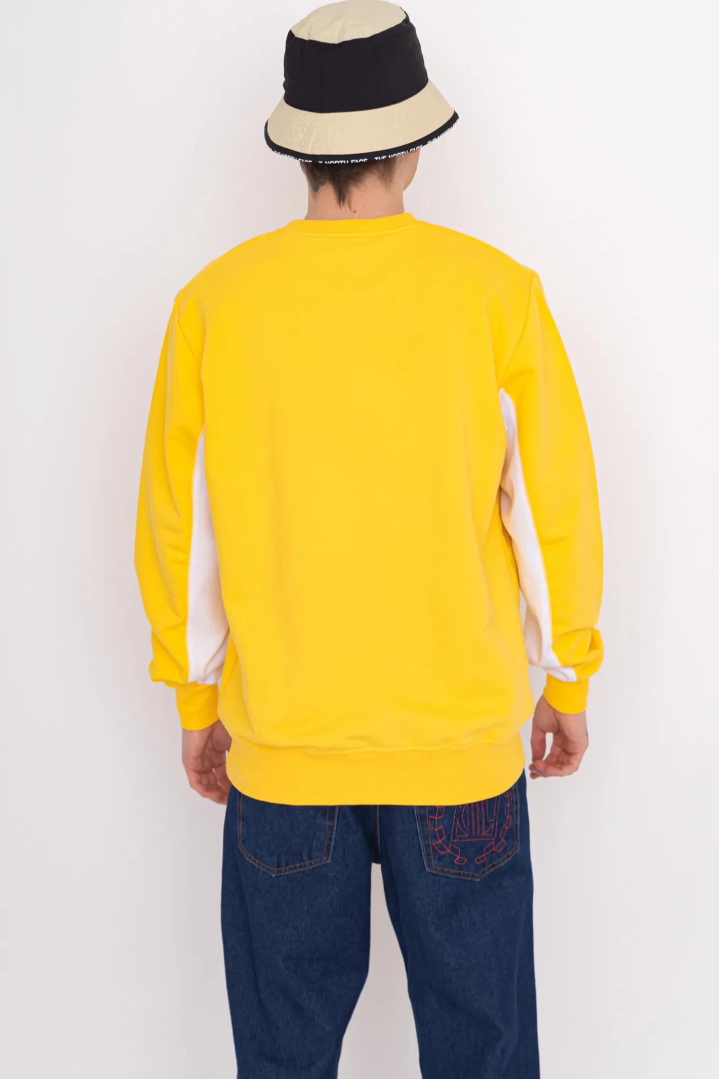 Bluzy Bez Kaptura-Prosto Bluza Bez Kaptura Rounds