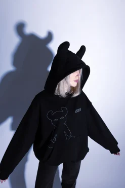 Bluzy Z Kapturem-2005 Bluza Z Kapturem Studded Horned Lucy Hoodie
