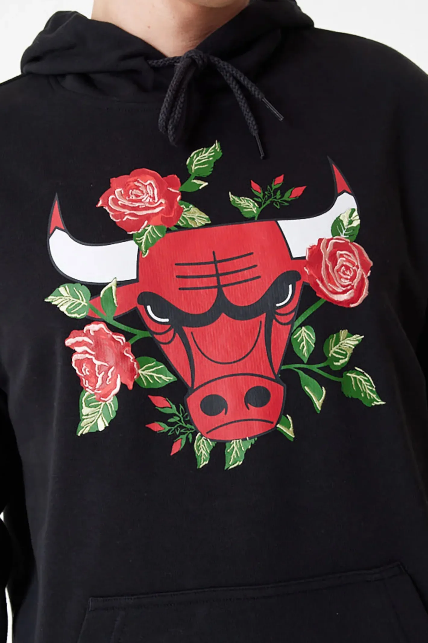 Bluzy Z Kapturem-New Era Cap Bluza Z Kapturem New Era Chicago Bulls Floral Graphic