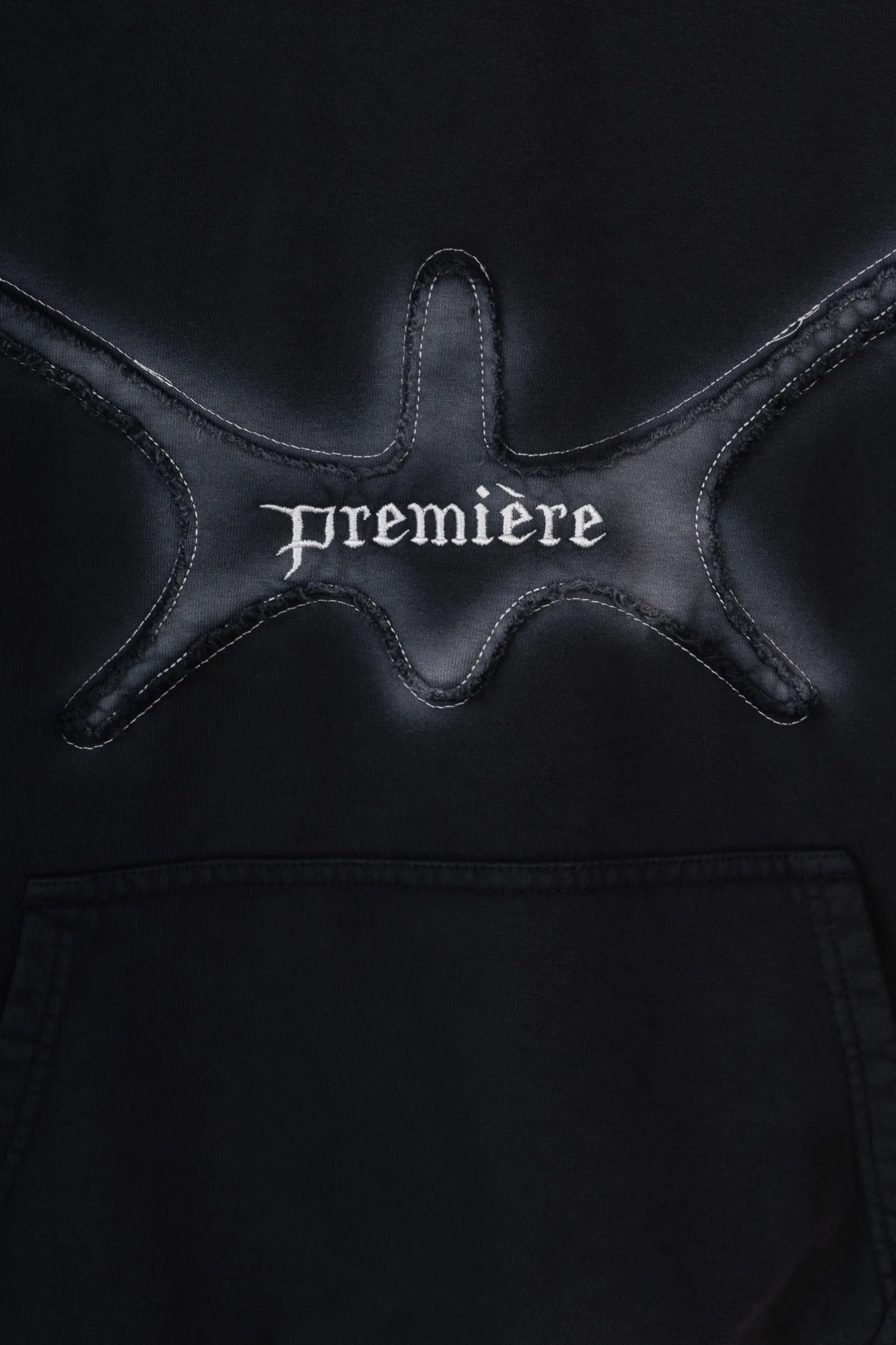 Bluzy Z Kapturem-Premiere Bluza Z Kapturem Première Badman