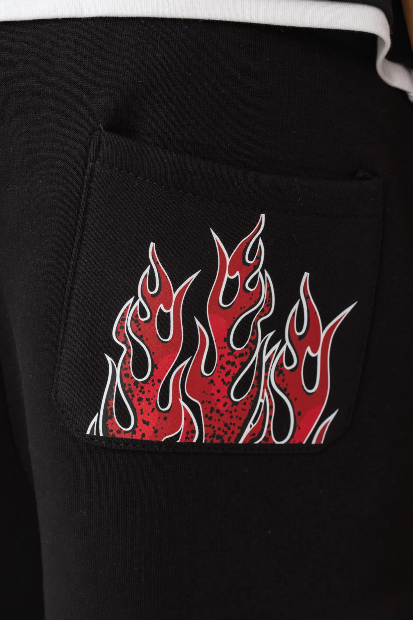 Szorty Materiałowe-Mercur Szorty Patch